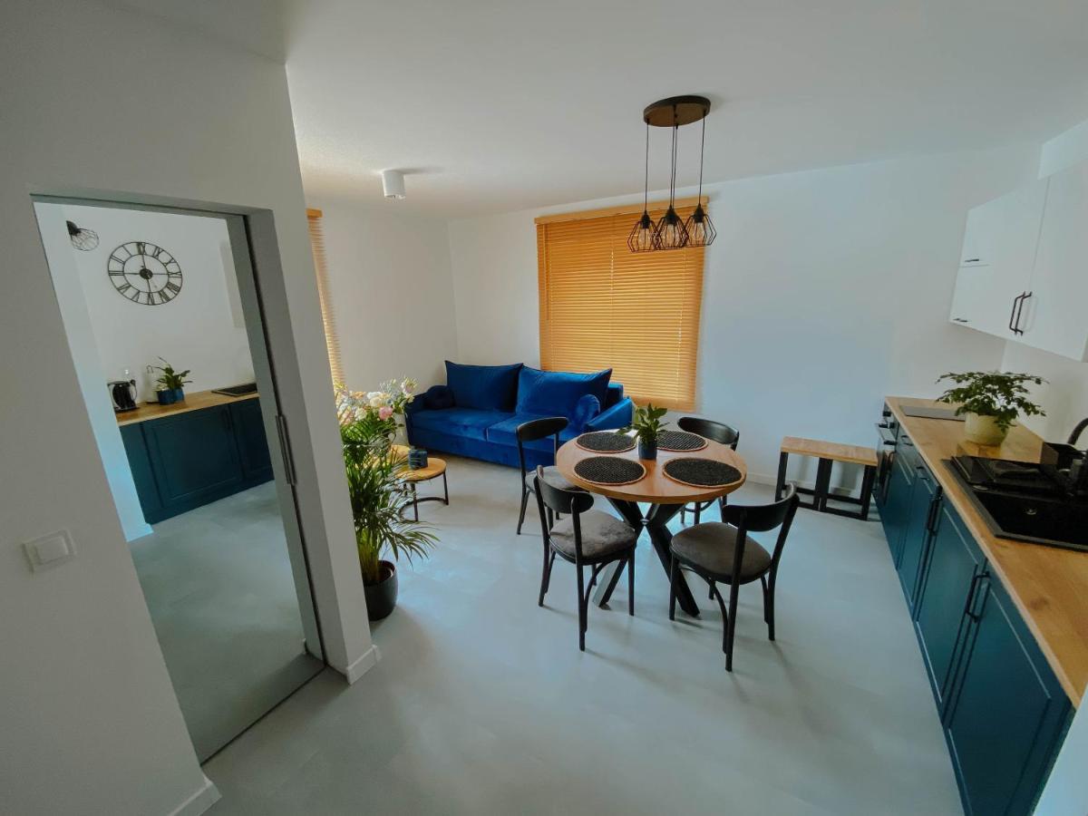 Cztery Pory Roku Apartamento Wiele Exterior foto