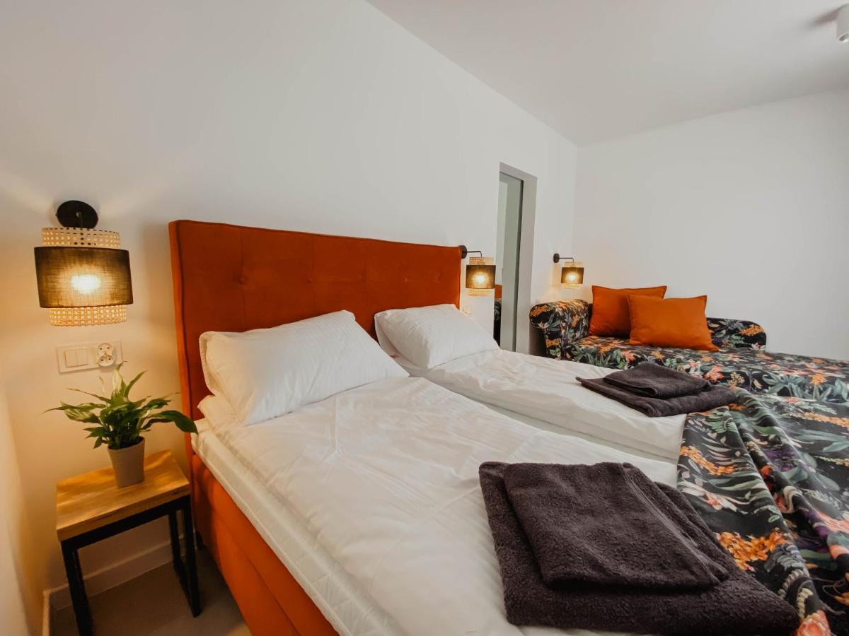 Cztery Pory Roku Apartamento Wiele Exterior foto