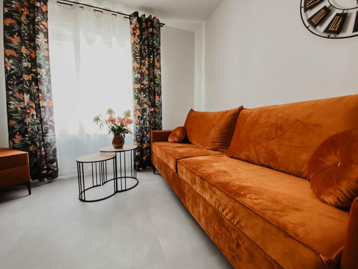 Cztery Pory Roku Apartamento Wiele Exterior foto