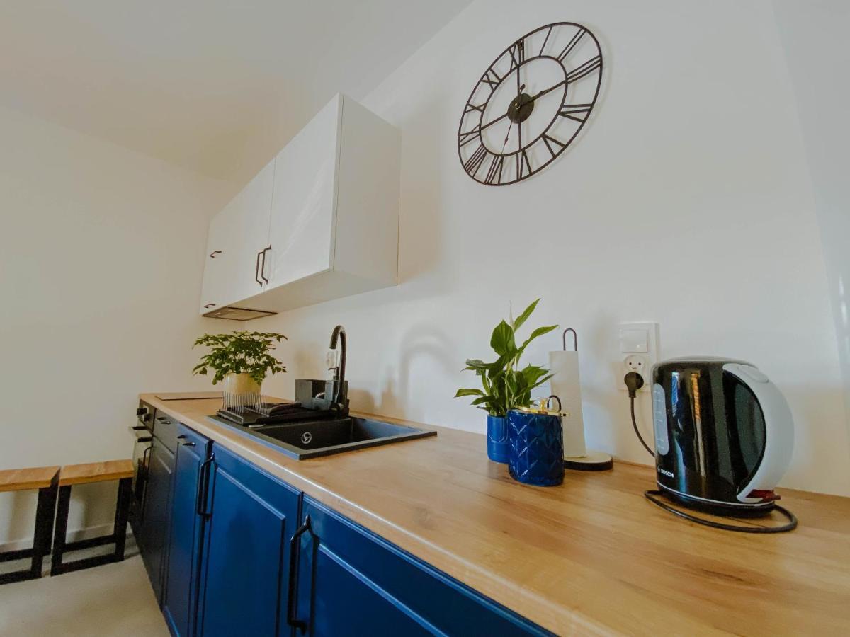 Cztery Pory Roku Apartamento Wiele Exterior foto