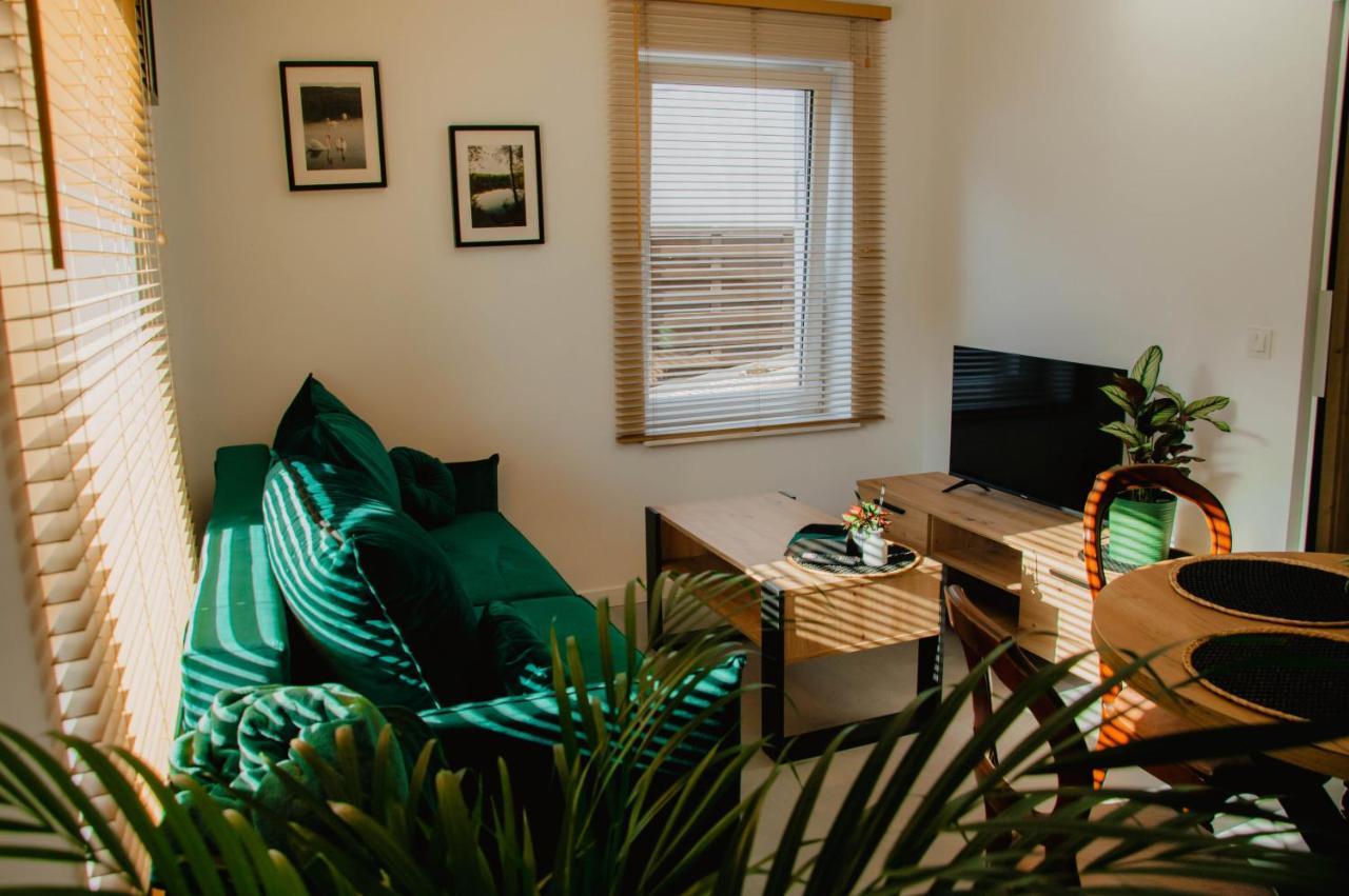 Cztery Pory Roku Apartamento Wiele Exterior foto