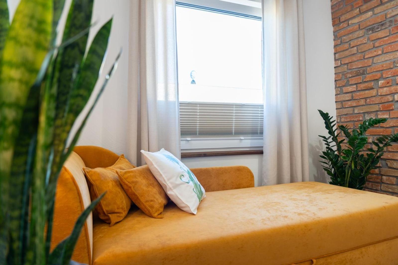 Cztery Pory Roku Apartamento Wiele Exterior foto
